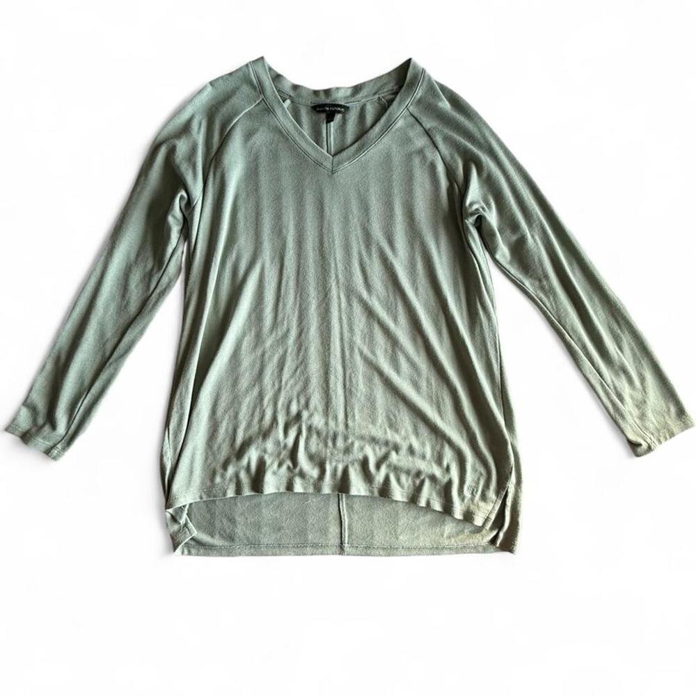 Banana republic green long sleeve